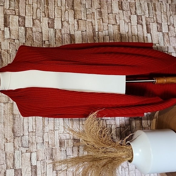 Alpaca Connection Sweaters - Alpaca Connection Made In Peru Elegant Red Women's Sweater